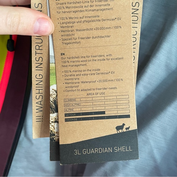 NWT Ortovox Women 3L Gaurdian Shell Jacket Dark Wine Green Outdoors Merino L - Picture 13 of 15